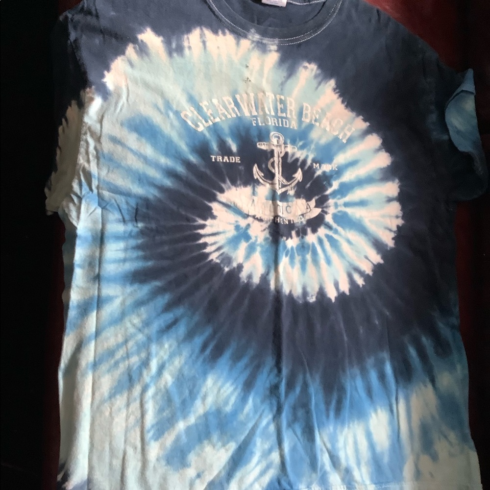 Tie die tee